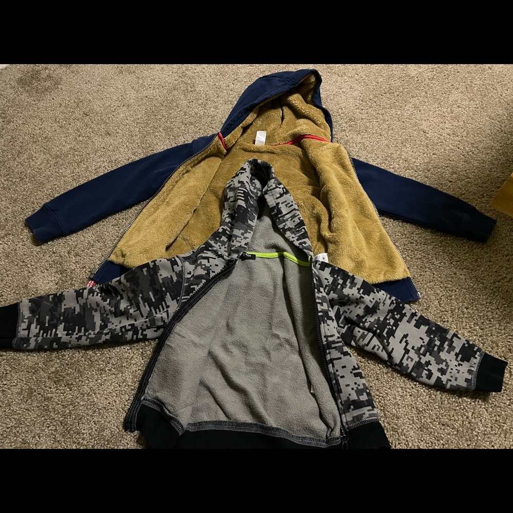 Bundle for boys, hoodie jacket, Sz 6 for the carter and 3t for the other hoodie